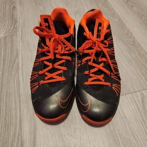 Nike Size 11.5 Black/Red